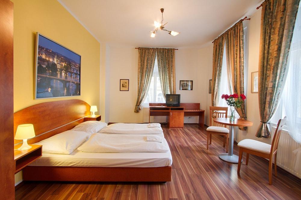 براغ Apartment Amandment المظهر الخارجي الصورة
