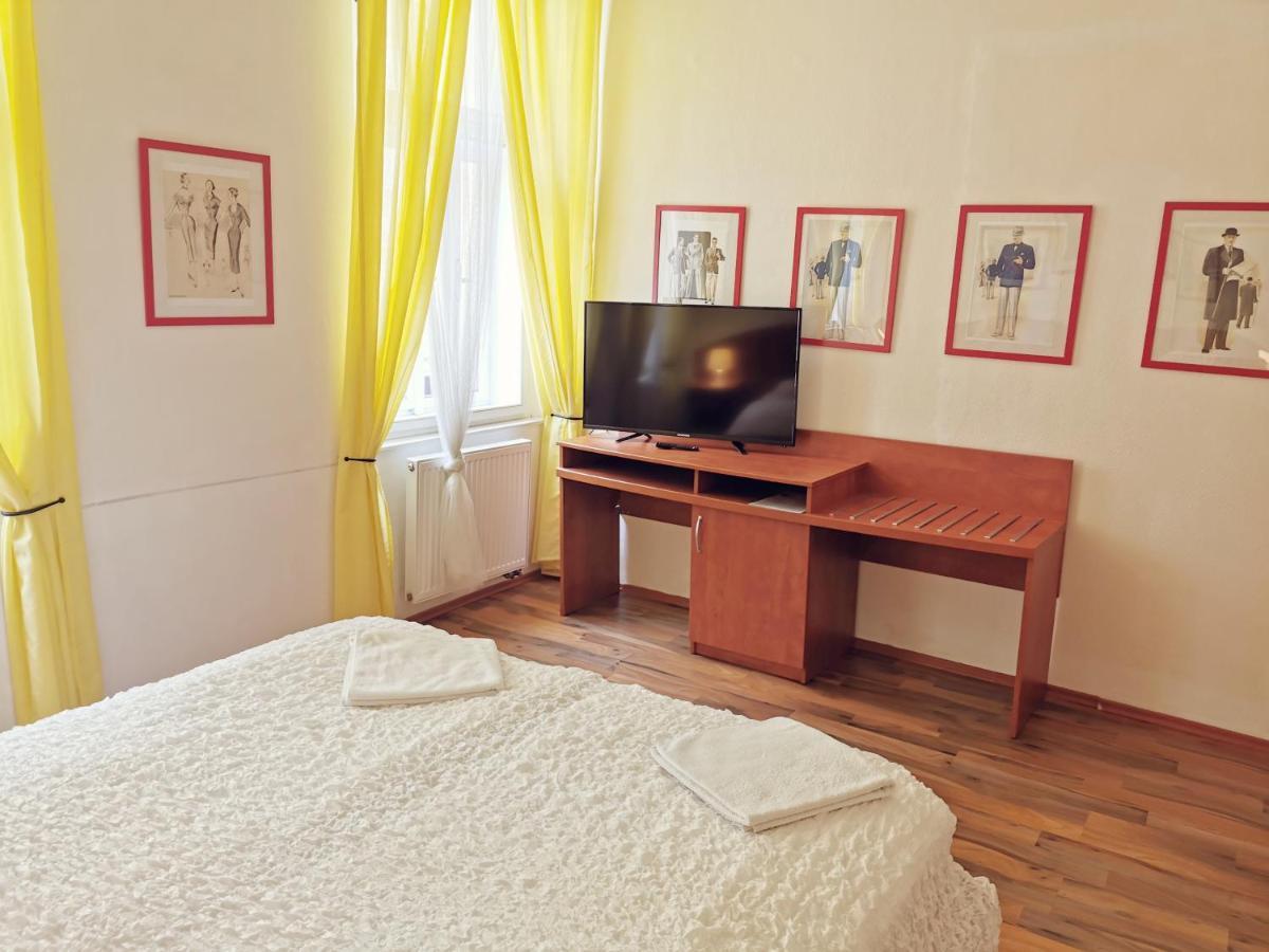 براغ Apartment Amandment المظهر الخارجي الصورة