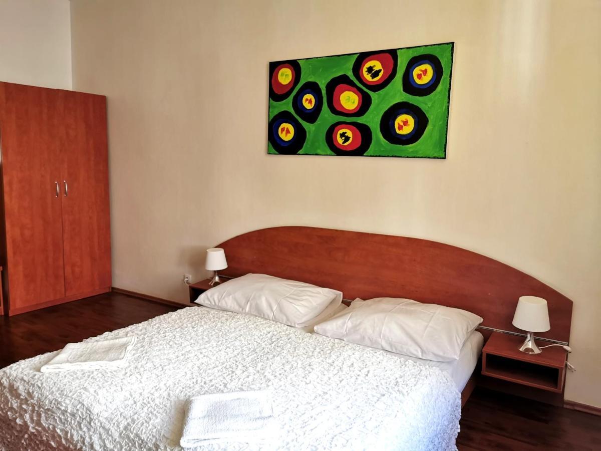 براغ Apartment Amandment المظهر الخارجي الصورة