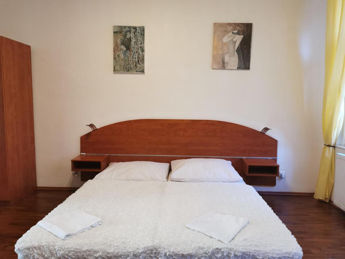 براغ Apartment Amandment المظهر الخارجي الصورة