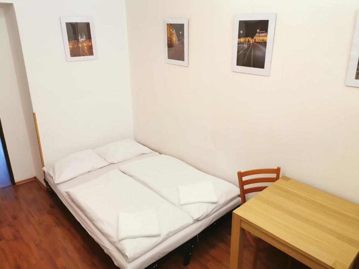براغ Apartment Amandment المظهر الخارجي الصورة